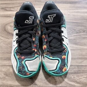Kids Jordan Tatum 3s Welcome to the garden! Size 13!